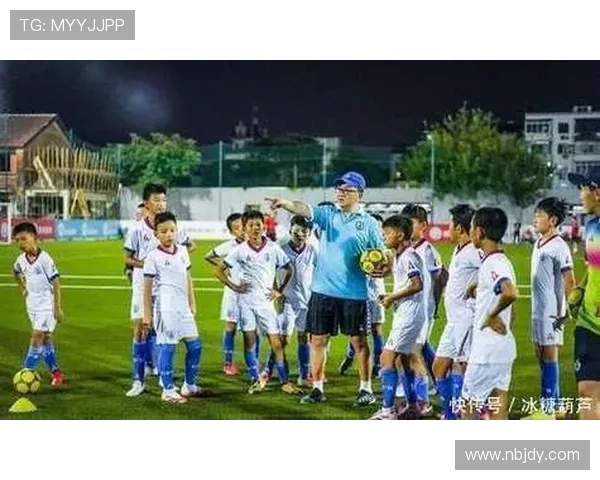中国足球迎来新生力量，年轻球员崭露头角助力国家队未来发展
