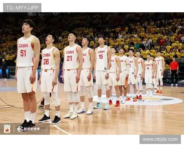 中国男篮力克菲律宾晋级亚洲杯决赛 凭借团队合作展现实力