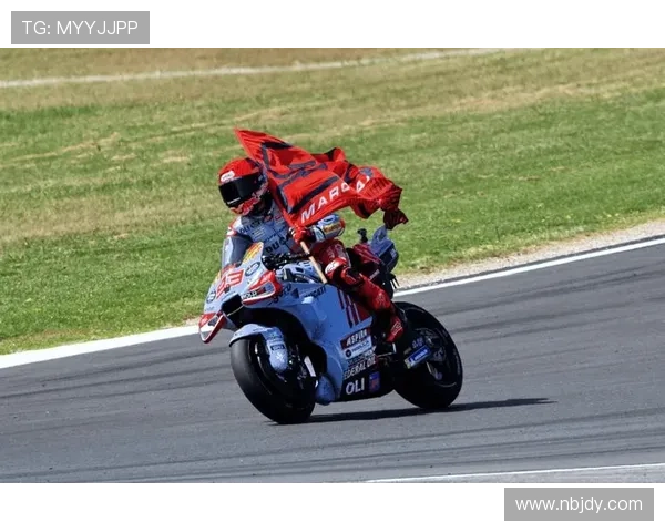 MotoGP赛季最新动态：明星车手表现抢眼，冠军争夺战进入白热化阶段