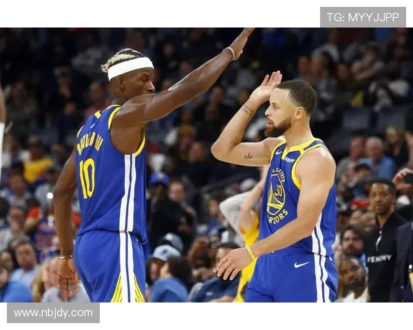 勇士队新赛季迎来伤病挑战 库里与汤普森的复出能否带领球队重返巅峰 勇士队新赛季迎来伤病挑战 库里与汤普森的复出能否带领球队重返巅峰