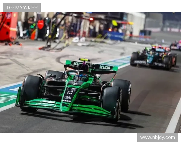 新赛季F1围场风云再起车队博弈与冠军悬念升级技术规则变革引关注 新赛季F1围场风云再起车队博弈与冠军悬念升级技术规则变革引关注